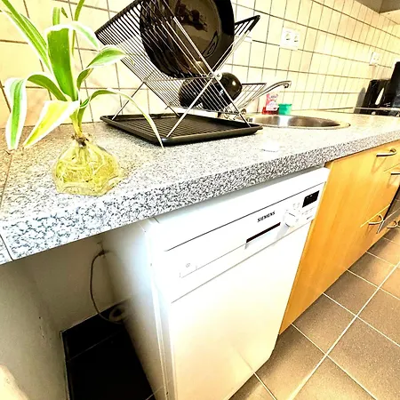 Cozy 2-room With Balcony Near Nuremberg Apartment *